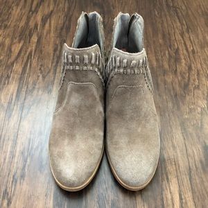 Vince Camuto ankle boots. Booties.